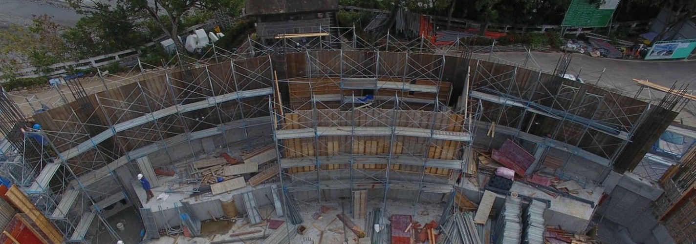 懸吊式施工架高空作業平台